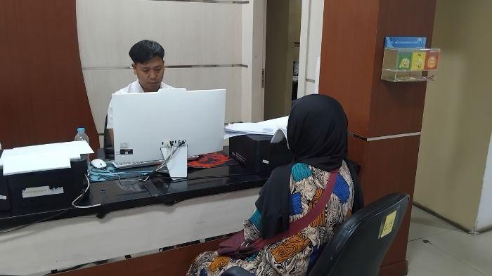 Ingin Rampas Hp yang Dibelikannya Setahun yang Lalu, Pria di Palembang Tega Aniaya Eks Istrinya