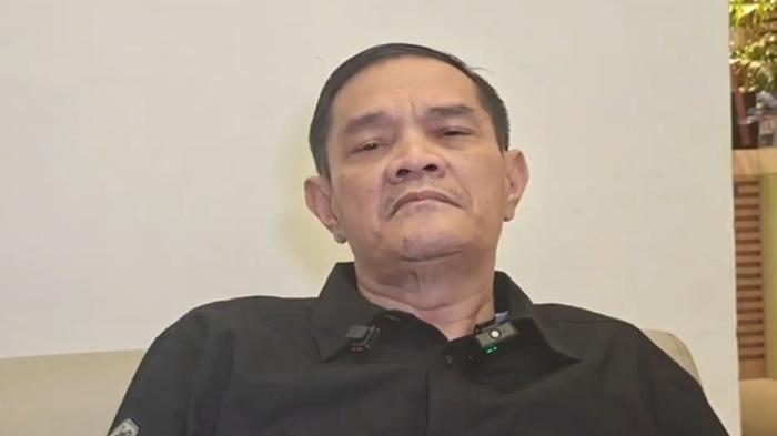 Jon-Mathias-disemprot-setelah-putusan-hakim-yang-menjatuhkan-vonis.jpg