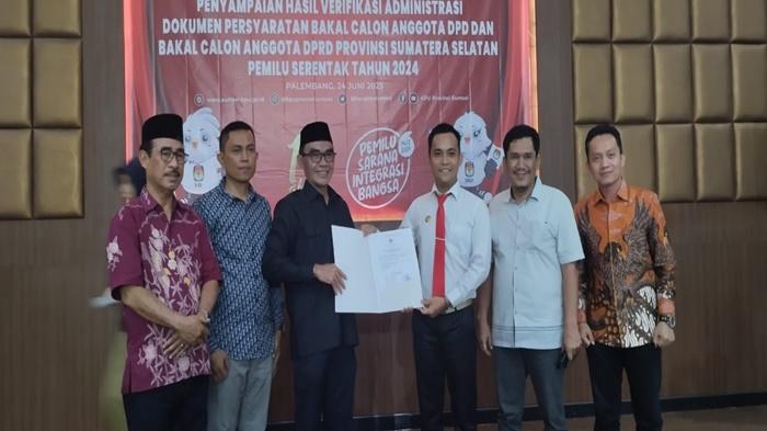 KPU-Sumsel-Hanya-130-Memenuhi-Syarat-dari-1255-Bacaleg-Sumsel-21-Ganda.jpg