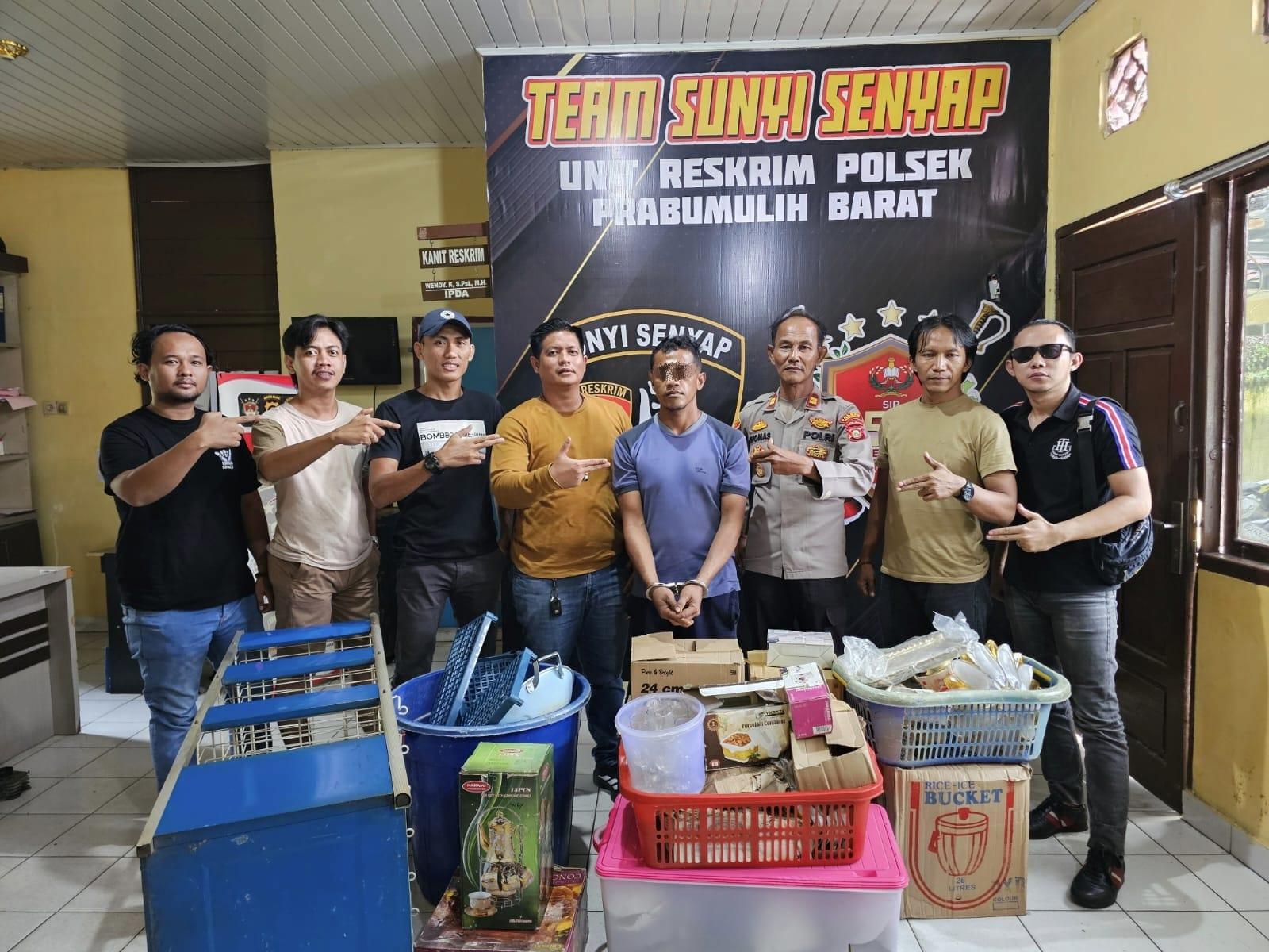 Kabur-Usai-Kuras-Isi-Gudang-yang-Dibobolnya-di-Prabumulih-Pria-Asal-OKU-Ditangkap-Polisi.jpg