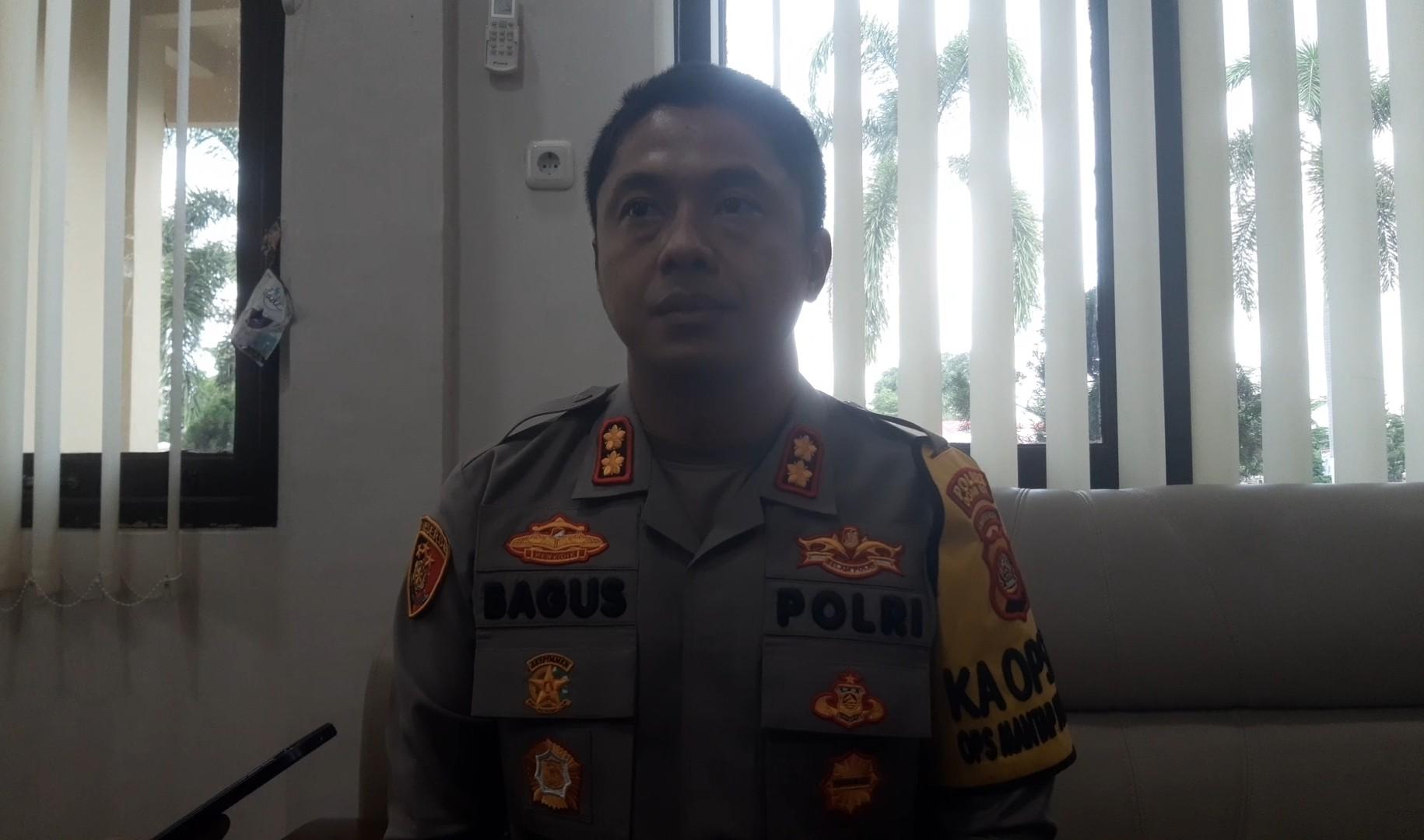 Kapolres-Ogan-Ilir-AKBP-Bagus-Suryo-Wibowo-saat.jpg