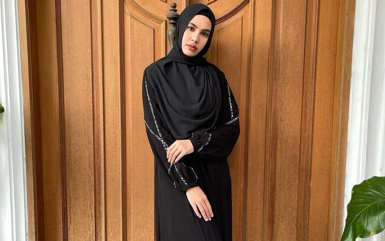 Kartika-Putri-tak-menyangka-jika-videonya-meminta-tiga-paslon-Capres-dan-Cawapres.jpg
