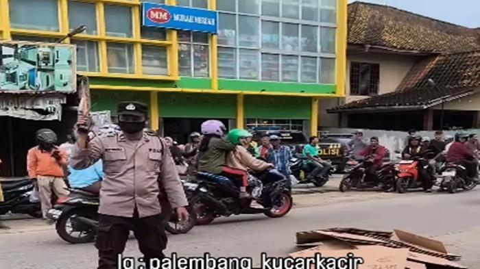 Kecelakaan-lalu-lintas-lakalantas-terjadi-di-depan-MM-Celentang-Palembang-pada-Jumat-21.jpg