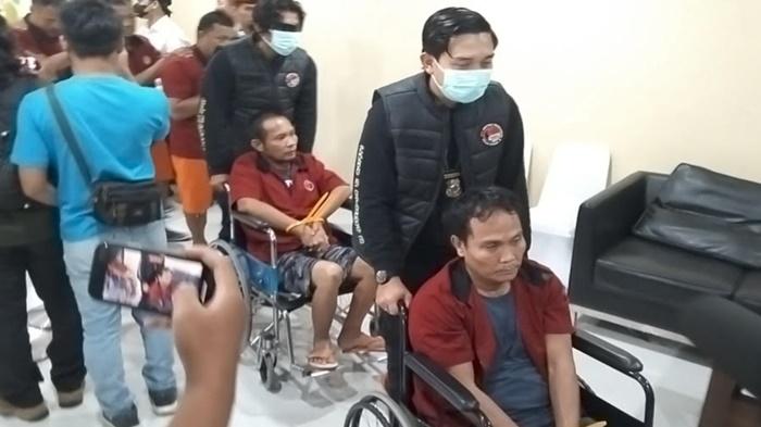 Keluarkan Sajam Saat akan Ditangkap, 3 Pengedar Narkoba di Sumsel Kakinya Ditembak Polisi