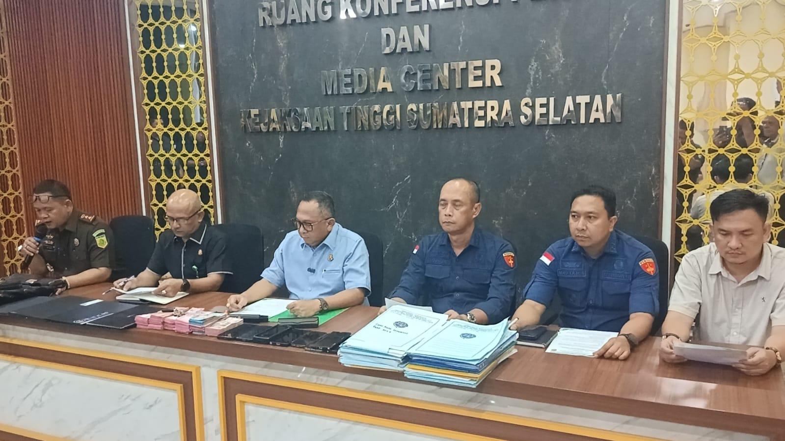 Kepala-KUPP-Sungai-Lumpur-OKI-Kena-OTT-Kejati-Sumsel-Peras-Pengusaha-Jasa-Lalu-Lintas-Sungai.jpg