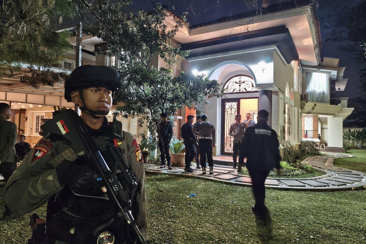 Ketua RW Ungkap Sosok di Balik Rumah Mewah Sentul yang Simpan Emas 74 Kg dan Uang Ratusan Miliar - Tribunsumsel.com