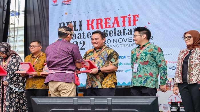 Kilang-Pertamina-Plaju-meraih-penghargaan-dari-Kemenparekraf-RI.jpg