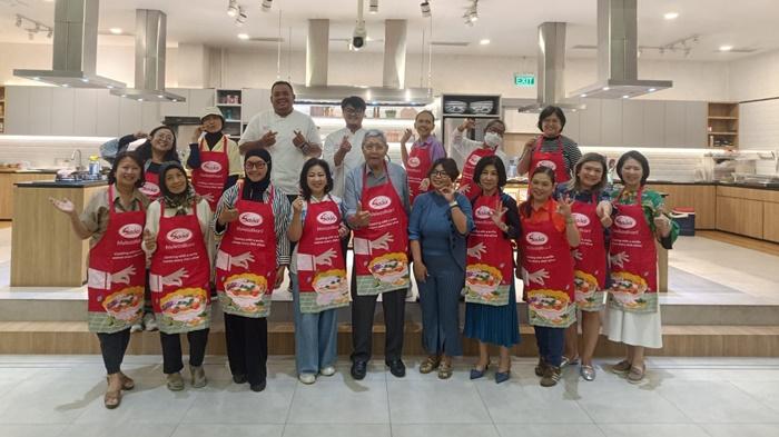 Kolaborasi-PT-Sasa-Inti-Rotary-Club-Jakarta-Metropolitan-Ajak-Ibu-ibu-Masak.jpg