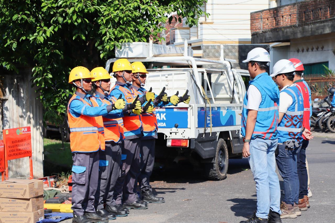 PLN UID S2JB Sabet Penghargaan Zero Accident, Konsisten Terapkan Budaya K3 - Tribunsumsel.com