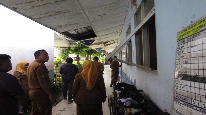 Kondisi-SDN-89-Palembang-Memprihatinkan-Ruang-Belajar-Rusak-Hingga-WC-Tak-Layak-Pakai.jpg