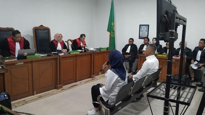 Korupsi PMI Palembang, Eks Wawako Fitrianti dan Suami Rugikan Negara Rp 4 M, Ada Pembelian 2 Mobil