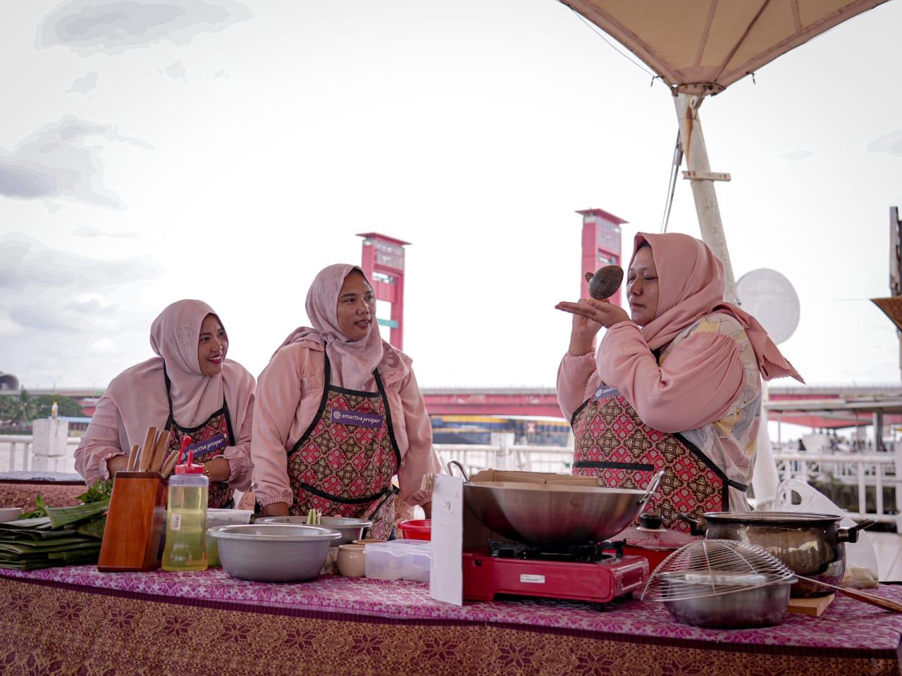 Kuliner-Lokal-Jadi-Harapan-Baru-Amartha-Hadirkan-Cerita-Rasa-untuk-Ibu-UMKM-di-Sumsel.jpg