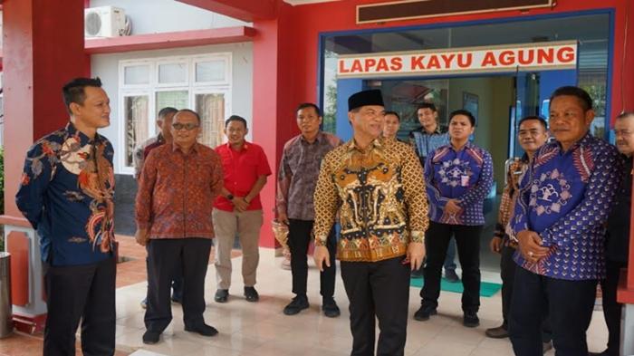Kunjungi Lapas Kayuagung, Kakanwil: Maksimalkan Peran Pejabat Fungsional Pengaman Pemasyarakatan