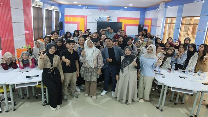 Lewat-Seminar-Peningkatan-Kompetensi-Mahasiswa-UBD-Cetak-Humas-Profesional-yang-Adaptif-dan-Kreatif.jpg