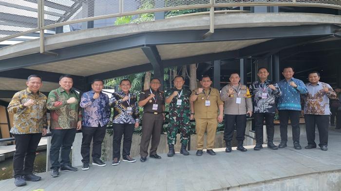 PJ-Walikota-Palembang-A-Damenta-bersama-Forum-Koordinasi-Pimpinan-Daerah-Forkopimda.jpg