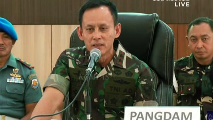 Panglima-Kodam-IISriwijaya-Mayor-Jenderal-TNI-Ujang-Darwis-ungkap-status-dua-oknum-TN.jpg