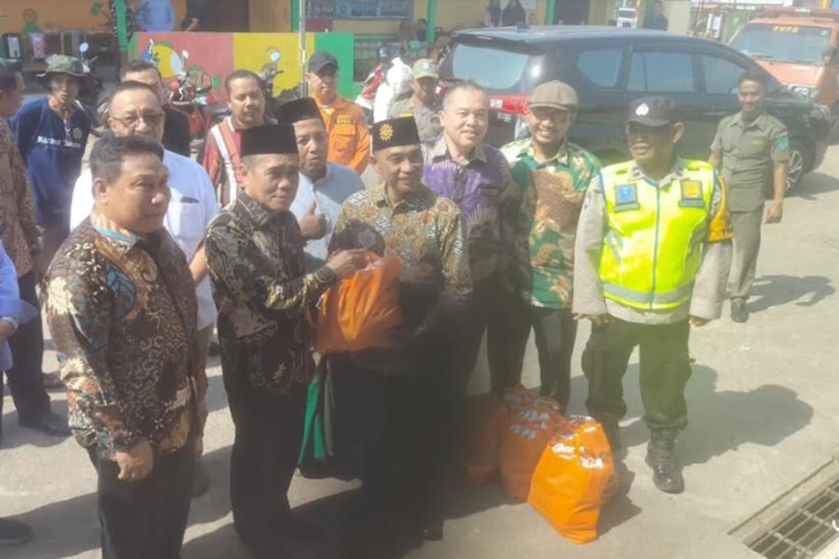 Pemkab Ogan Ilir Serahkan Bantuan ke Korban Kebakaran Ponpes Darussalam Muhammadiyah