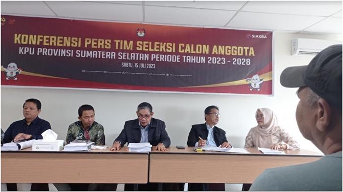 Pendaftaran-calon-anggota-KPU-Provinsi-Sumsel-periode-2023-2028.jpg