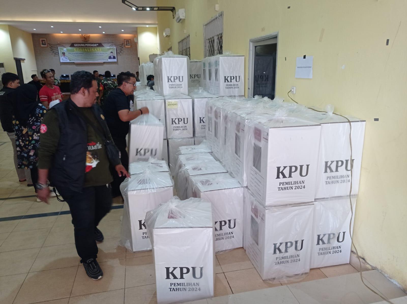 Pendistribusian-Logistik-Distribusi-Logistik-Pilkada-2024-Rampung-H-1-Ada.jpg