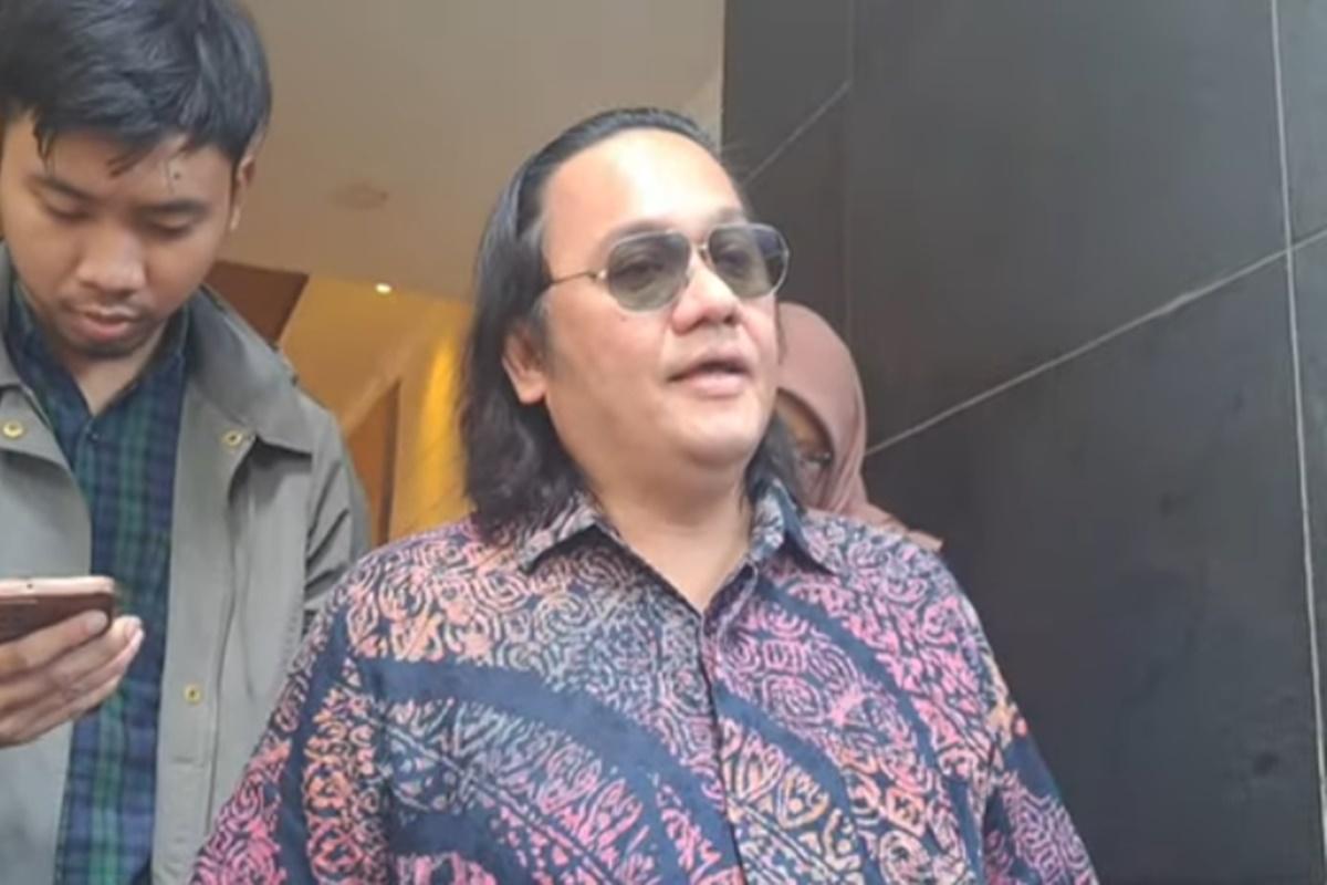 Pengacara-Farhat-Abbas-menanggapi-soal-dirinya-dilapokran-ke-polisi.jpg
