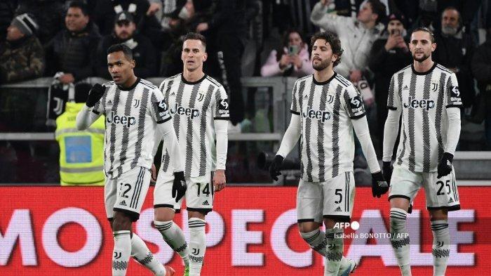 Penyerang-Juventus-asal-Polandia-Arkadiusz-Milik-kedua-dari-kiri.jpg