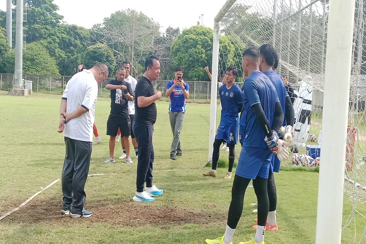 Pesan-Cik-Ujang-Jelang-Pertandingan-Sumsel-United-VS-Persiraja-Tunjukkan-Performa-Terbaik.jpg