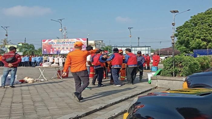 Peserta Pingsan Warnai Apel Siaga Karhutla di Empat Lawang, Sekda Ingatkan Ancaman Kemarau Panjang - Tribunsumsel.com