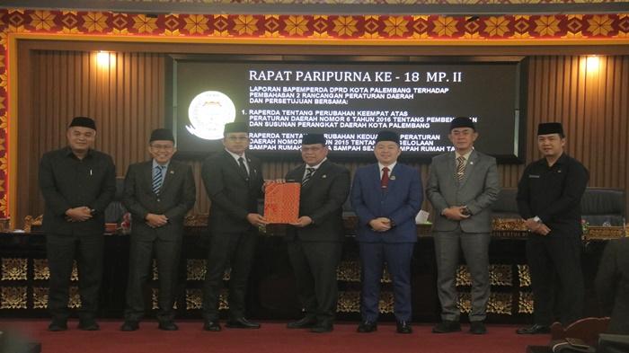Pj-Wali-Kota-A-Damenta-menghadiri-Rapat-Paripurna-Ke-18-Masa-Persidangan-II.jpg