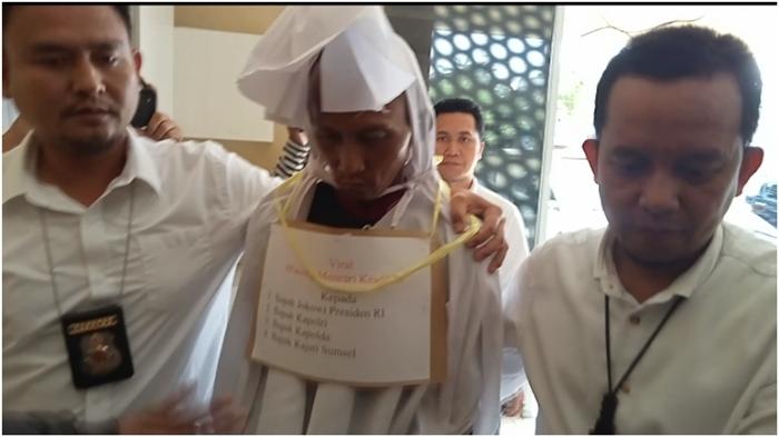 Polisi-mengungkap-alasan-menangkap-paksa-Rian-Antoni-sumpah-pocong.jpg