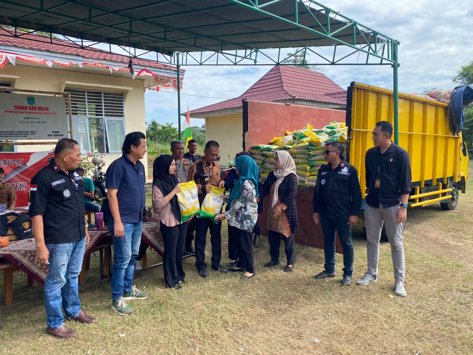 Gerakan Pangan Murah Polres Ogan Ilir Bersama Bulog di Sungai Pinang, 5 Ton Beras Ludes Terjual