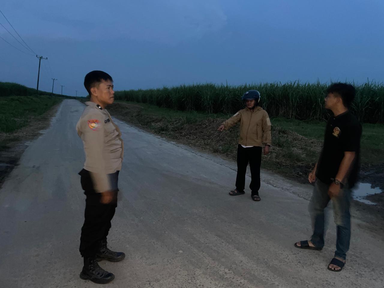 Polres-Ogan-Ilir-dan-Polsek-Tanjung-Batu-Gencarkan-Patroli-di-Titik-titik-Rawan-Kejahatan-Jalanan.jpg