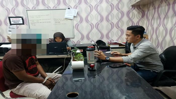 Pria-Beristri-Akui-7-Kali-Berbuat-Asusila-ke-Remaja-di-OKU-Timur-Berawal-Kenalan-di-Tempat-Karaoke.jpg