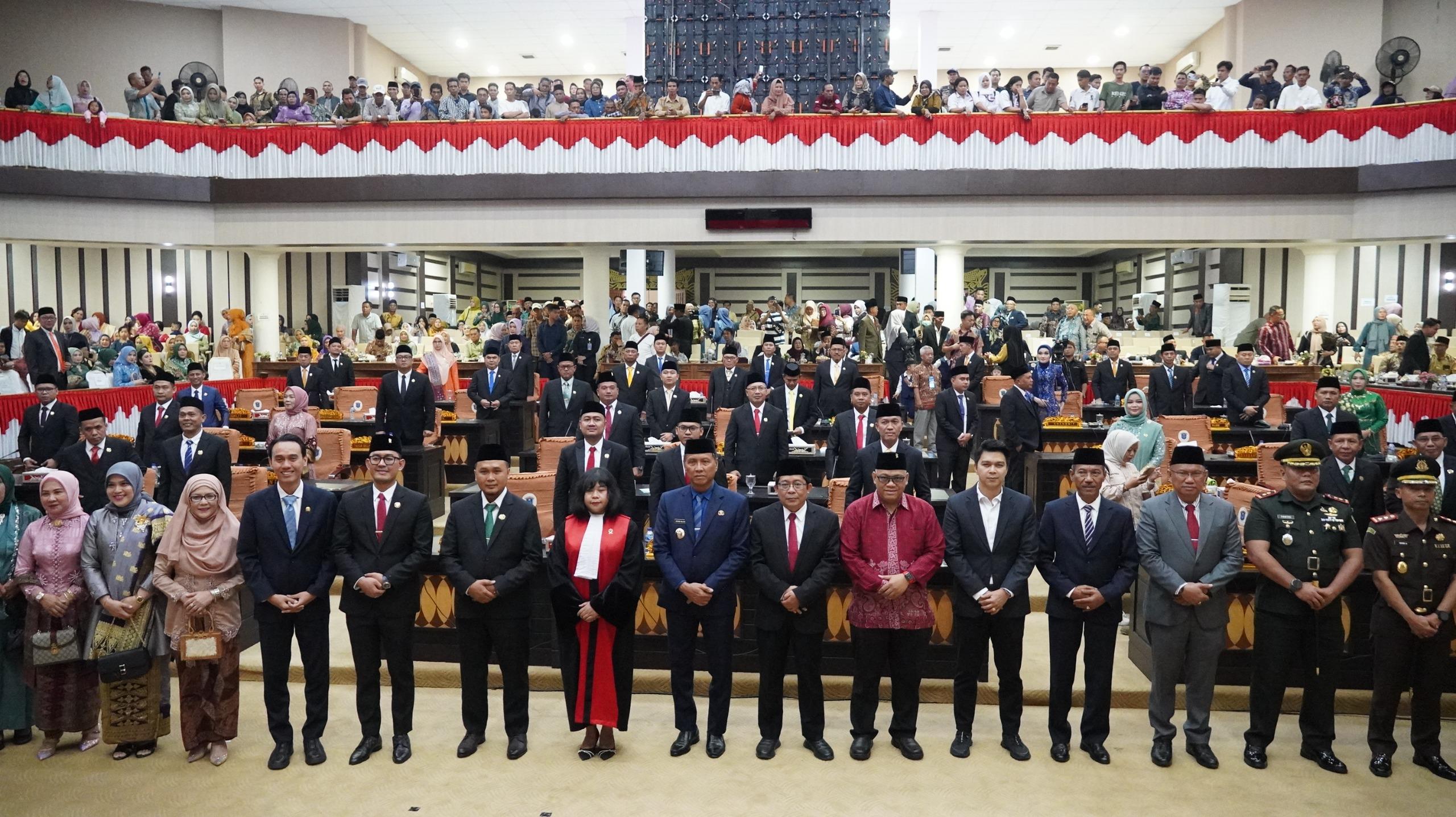 Prosesi-pelantikan-45-anggota-DPRD-OKI-berlangsung.jpg