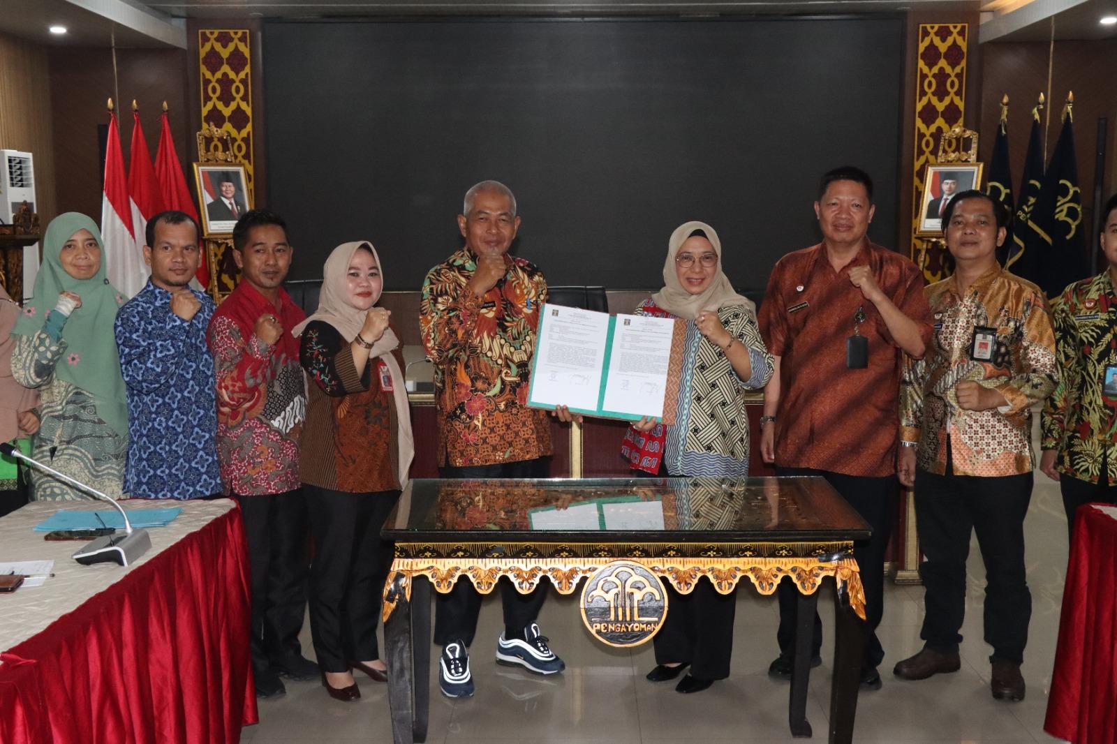 Kanwil Kemenkum Sumsel Harmonisasikan Raperbup OKU Timur tentang Tambahan Penghasilan ASN - Tribunsumsel.com