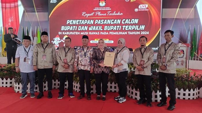 Ratna-Machmud-Suprayitno-Resmi-Menang-di-Pilkada-Musi-Rawas-2024.jpg