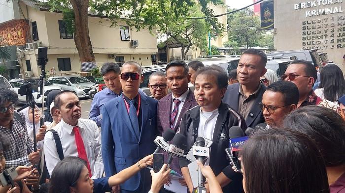 Roy-Suryo-dan-Rismon-Hasiholan-Sianipar-tersangka-kasus-ijazah-palsu-Presiden-ke-7.jpg