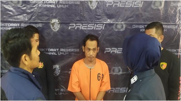 Sadisnya-Eeng-Praza-38-pelaku-tunggal-pembunuhan-Heri-beserta-ibu-dan-dua-anaknya-di-Sekayu-Muba.jpg