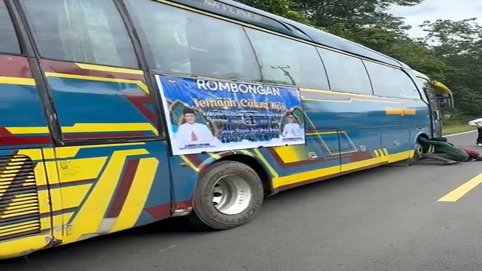 Sampai 3 Jam Terhenti, Bus Jemaah Haji di OKU Timur Mogok di Jalan