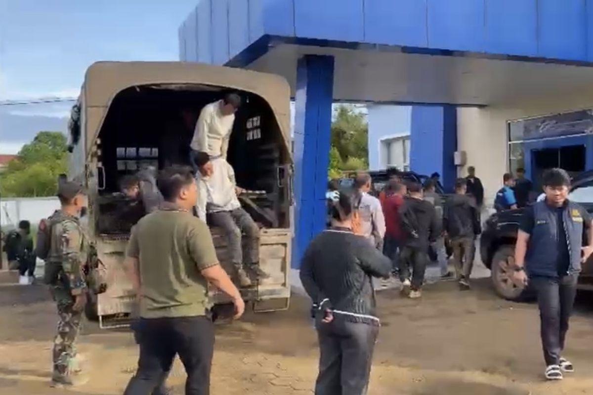 Video 15 WNA China Serang Prajurit TNI di Tambang Emas Ketapang, Berawal Dipicu Penerbangan Drone