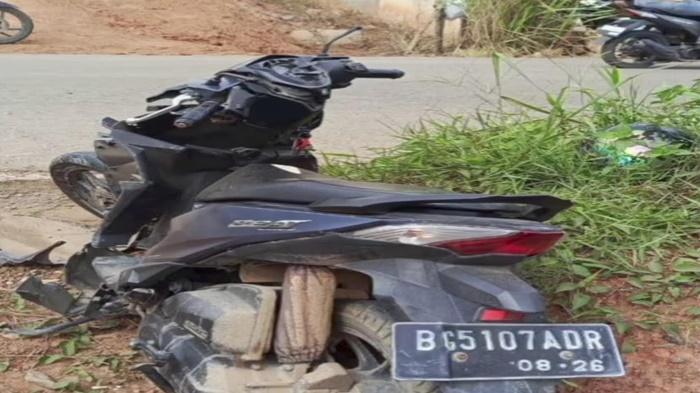Tabrak Truk Saat Melawan Arah, Pemotor di Palembang Alami Luka Robek di Kepala