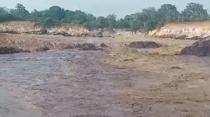 Tanggul Air Tambang Batubara Paldas Banyuasin Jebol, Nelayan Resah Karena Kesulitan Mencari Ikan