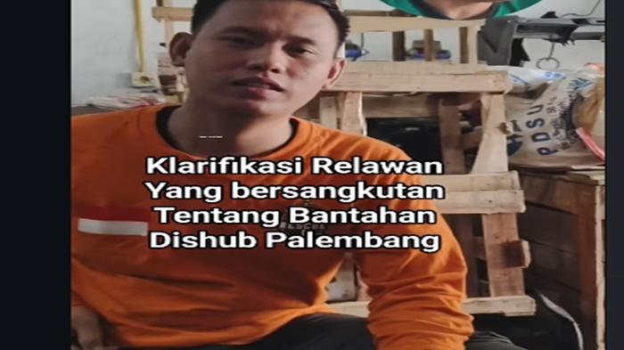 Tangkapan-layar-video-saat-relawan-Banten-korban.jpg