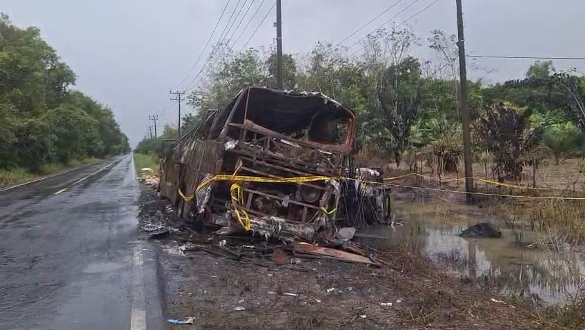 Teriakan-Minta-Tolong-Terdengar-Saat-Bus-ALS-Meledak-Terbakar-di-Muratara-Korban-Banyak-Tak-Utuh.jpg