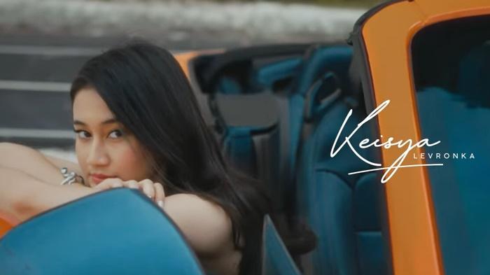 Terjemahan-Lirik-Lagu-Keisya-Levronka-Better-On-My-Own-Masuk-Jajaran-Trending-Musik-Di-Youtube.jpg