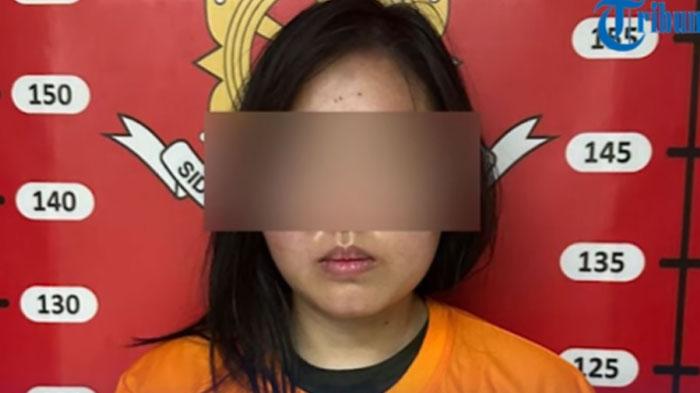 VIDEO Wanita Asal NTT Begal Sopir Taksi Online di Surabaya Demi Pergi ke Australia