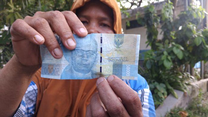 Viral Pedagang Es di Taman TVRI Palembang Jadi Korban Uang Palsu Pecahan Rp 50 Ribu 'Dagangan Sepi'