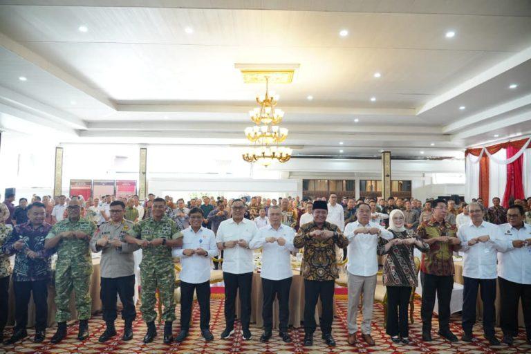 Wabup Netta Hadiri Nota Kesepahaman dan Serah Terima Lahan Pembangunan Pelabuhan Tanjung Carat