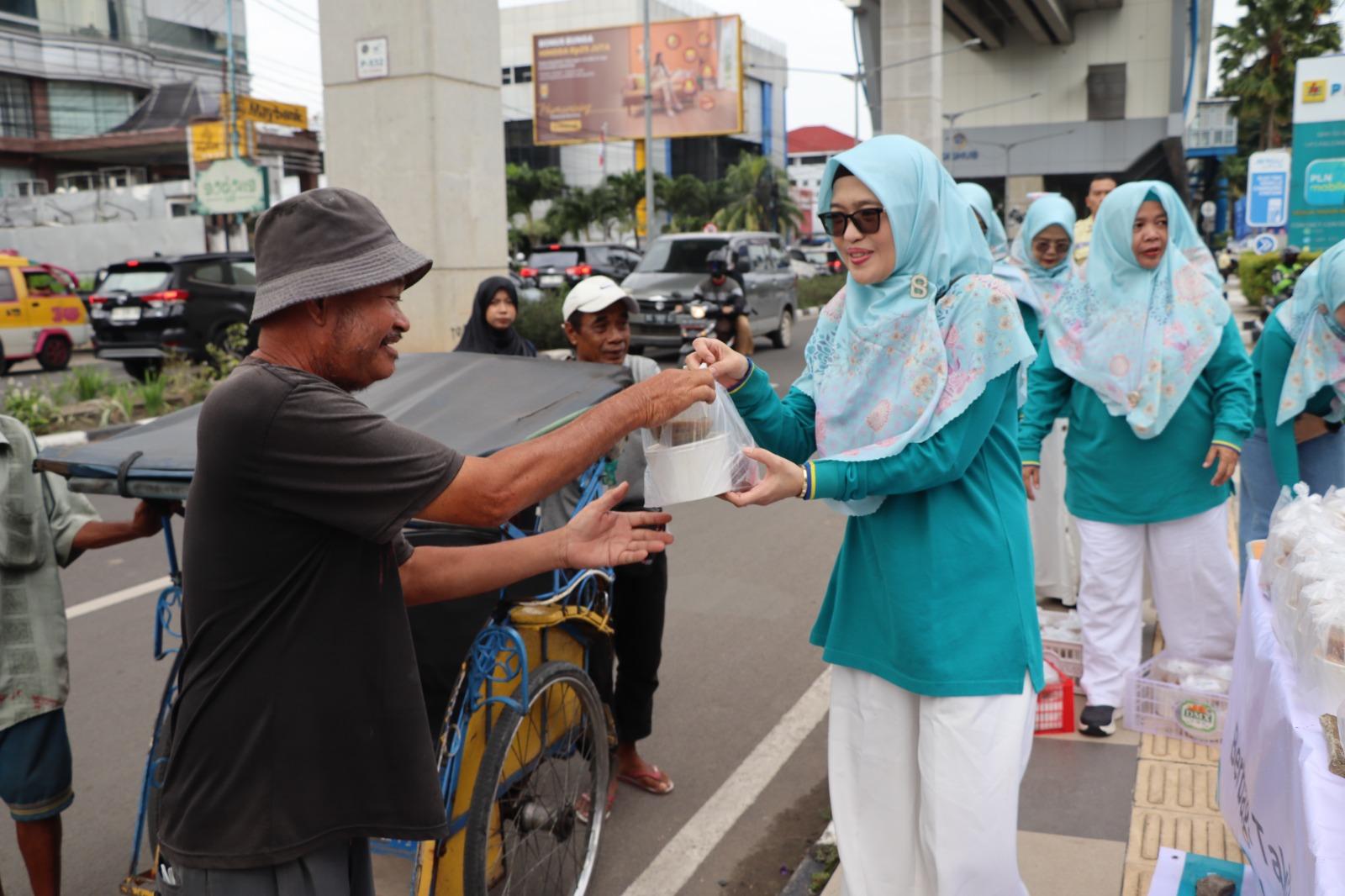 YBM-PLN-UID-S2JB-Gelar-Kegiatan-Berbagi-di-Bulan-Ramadhan.jpg