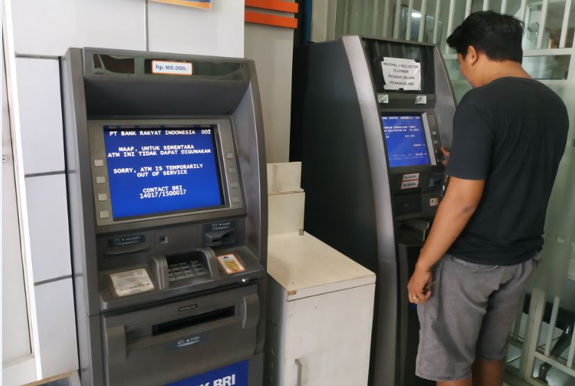 atm-bri-di-tanjung-enim-gangguan-error.jpg