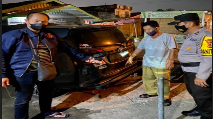 ban-serep-mobil-warga-kertapati-hilang-di-parkiran-dan-dilaporkan-ke-polisi-kamis-2532021.jpg